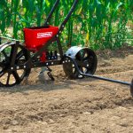 8701B Garden Seeder Action 2