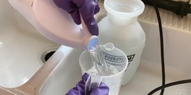 Filling a Chapin 20075 bleach sprayer in the sink