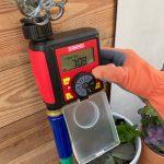 chapin-garden-digital-water-timer-41012-use