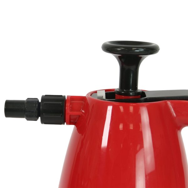 Chapin 1002 48 Ounce Handheld Pump Sprayer nozzle and pump handle