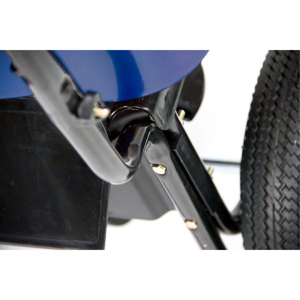 Chapin 8201A 80 Pound Residential Ice Melt Spreader with Baffles frame