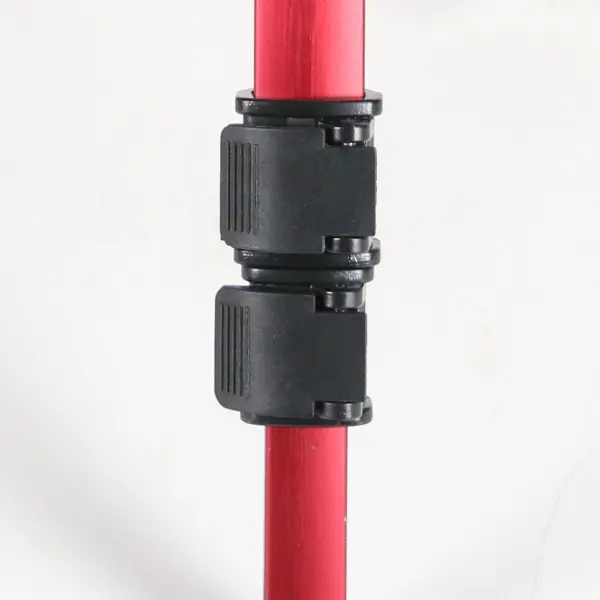 Chapin 4996 Tripod Lawn Sprinkler locking leg