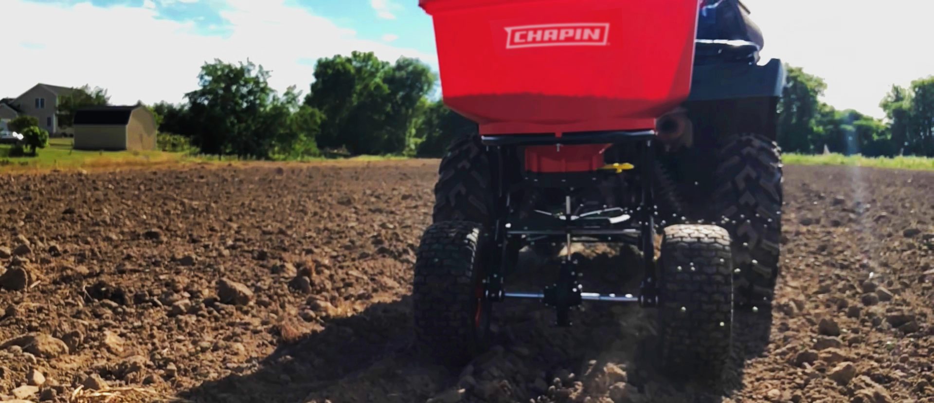 8620B Tow Behind Spreader