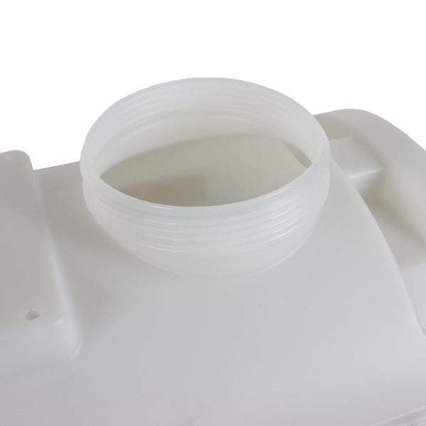 Chapin 97084 8 gallon ATV sprayer tank opening