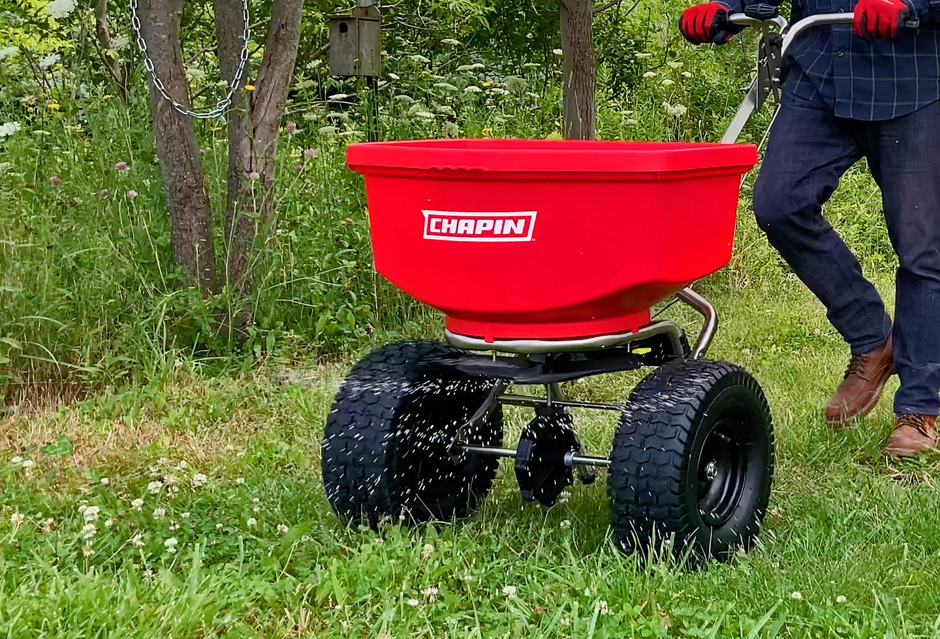 Lawn and Garden Turf and Ice Melt Spreaders
