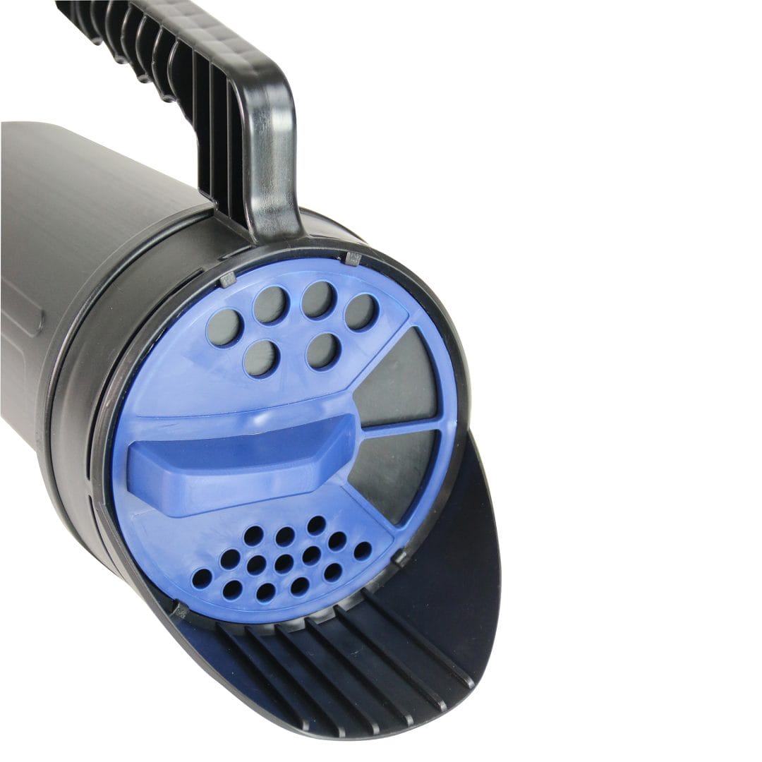 8740a_detail-small-grain Chapin 8740A 64-ounce hand shaker spreader small opening
