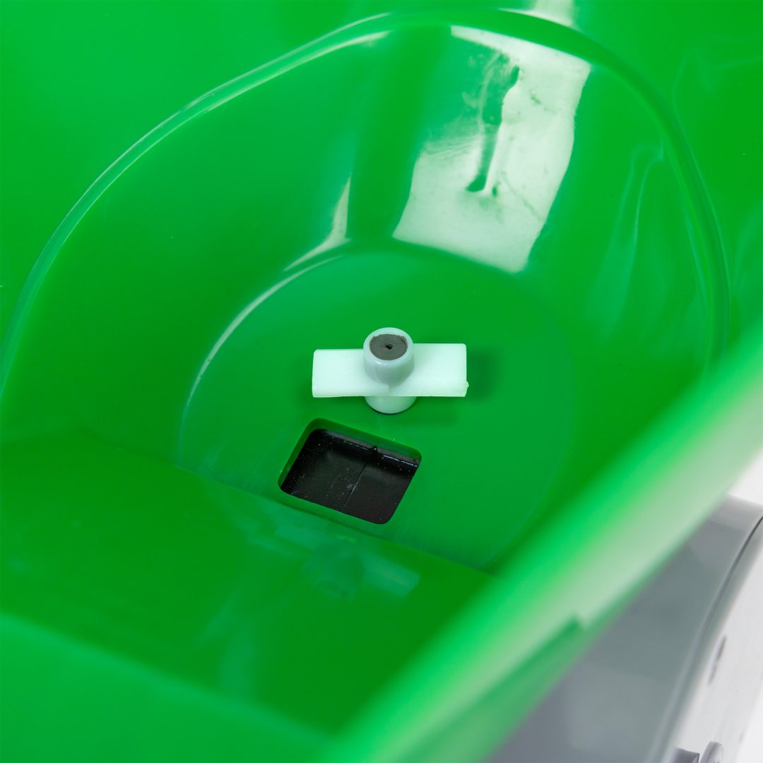 8706G-4 8706G Handheld Seeder Spreader gate opening and agitator