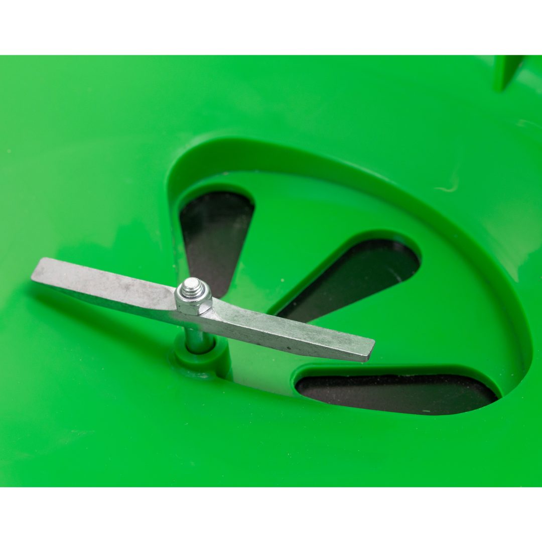 89000A-2 89000A 80 lb Residential TurfPro Spreader gate opening