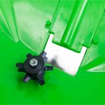 89200A 80 lb Residential Professional TurfPro Spreader gate opening and agitator